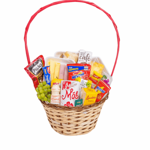 cesta de café da manhã para presentear com caneca de mãe, frutas e itens variados