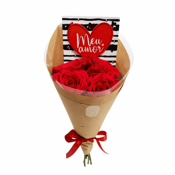 buque de flores com rosas vermelhas importadas para surpreender a namorada ou esposa