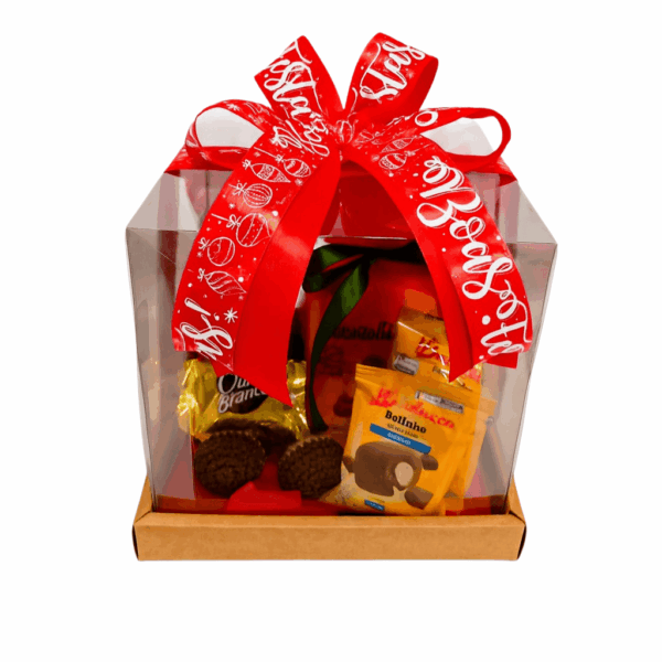 presente de natal em caixa decorada com itens bauducco e variados