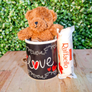 kit com caneca e chocolate
