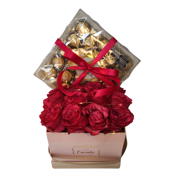 caixa de rosas com ferrero