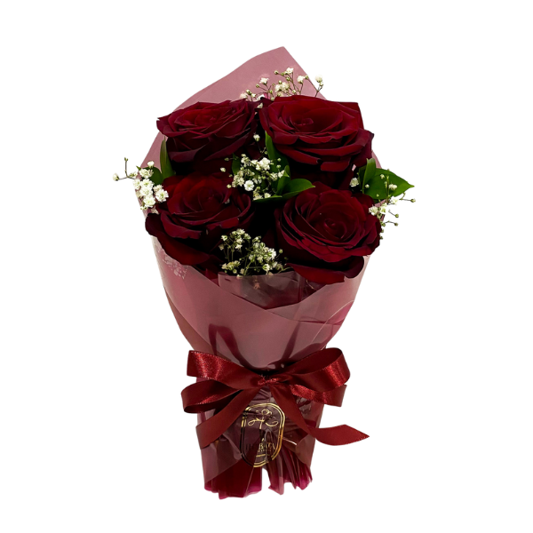 arranjo de rosas vermelhas