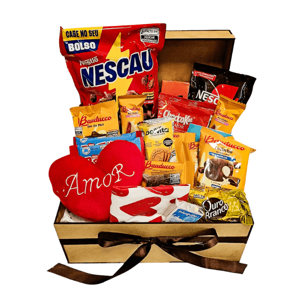 bau de natal com itens de cafe para presentear